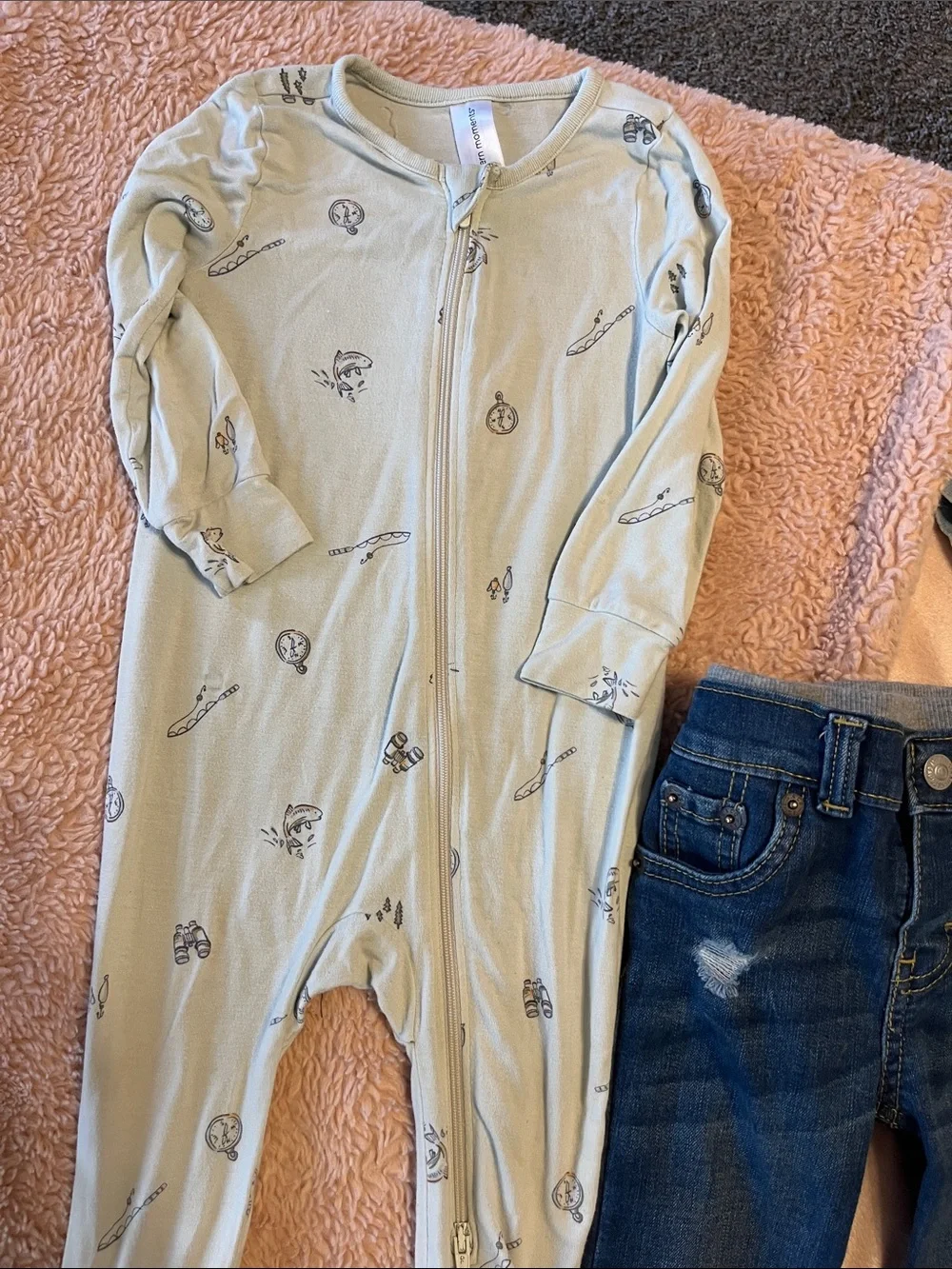 Baby boy 12M clothing bundle